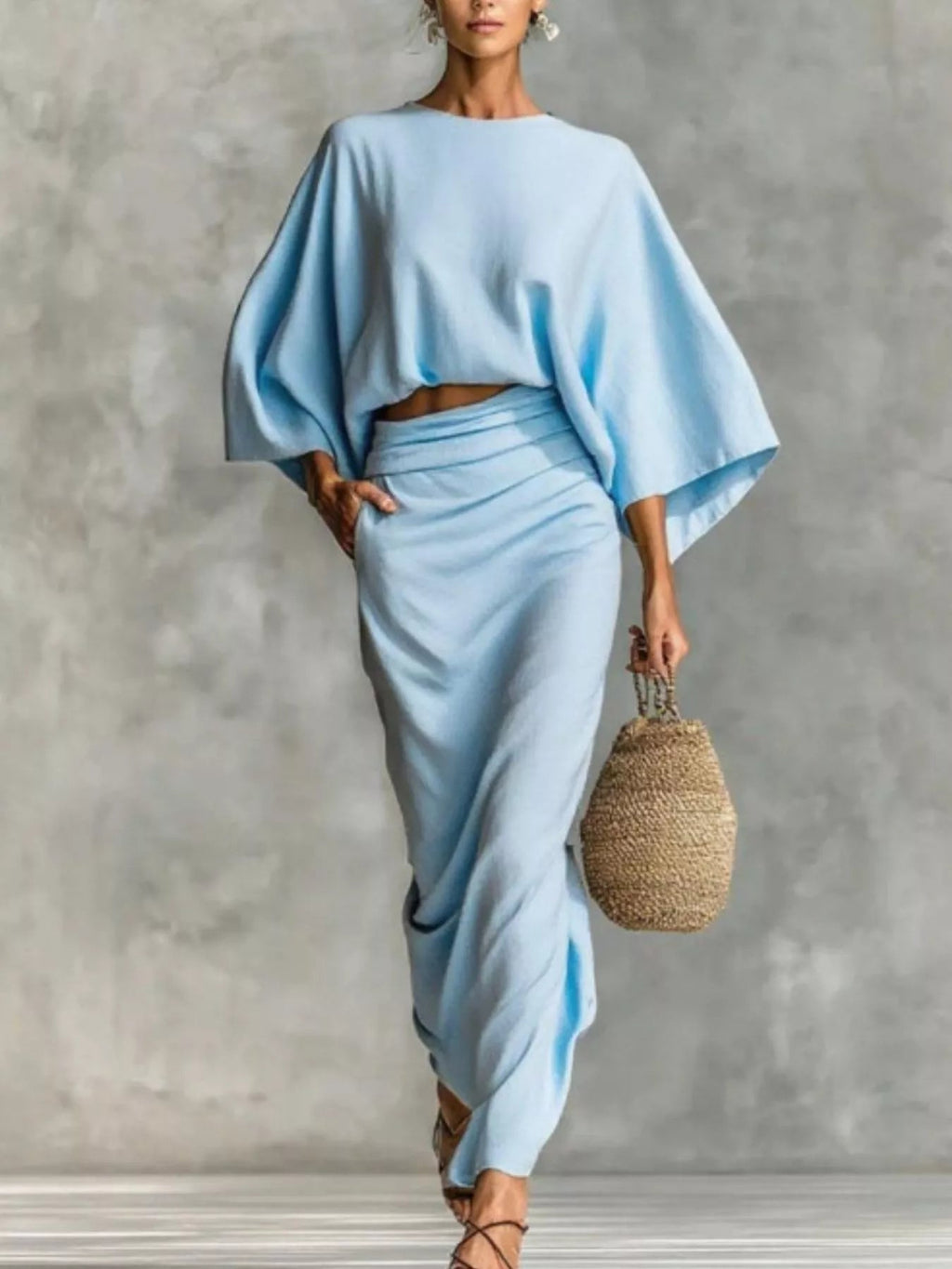 Conjunto de top con mangas kimono y falda fruncida de talla grande