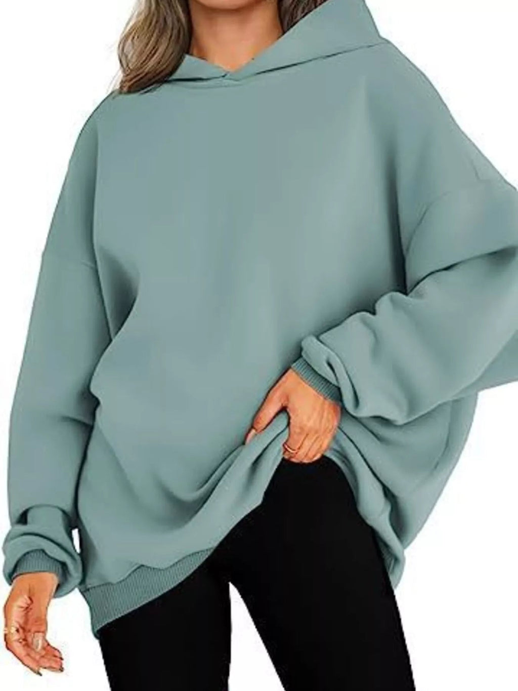 Sudadera con capucha de manga larga y hombros caídos