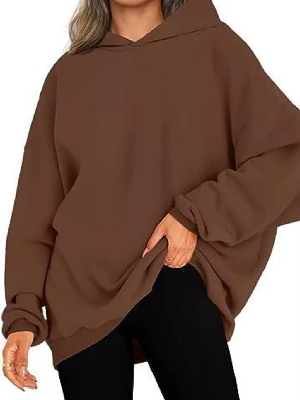 Sudadera con capucha de manga larga y hombros caídos